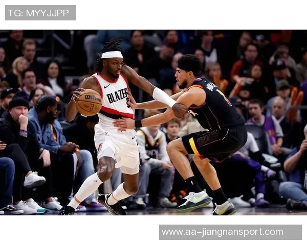 布克谈中国之行无时差反应球队节奏明显加快提升表现